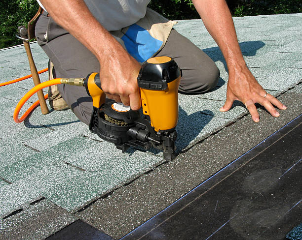 Best Roof Repair Services  in Canterwood, WA